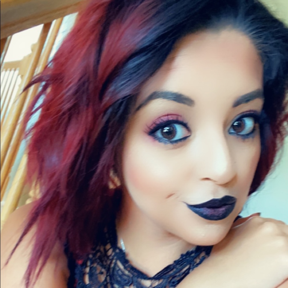 Meet your Posher, Fernanda